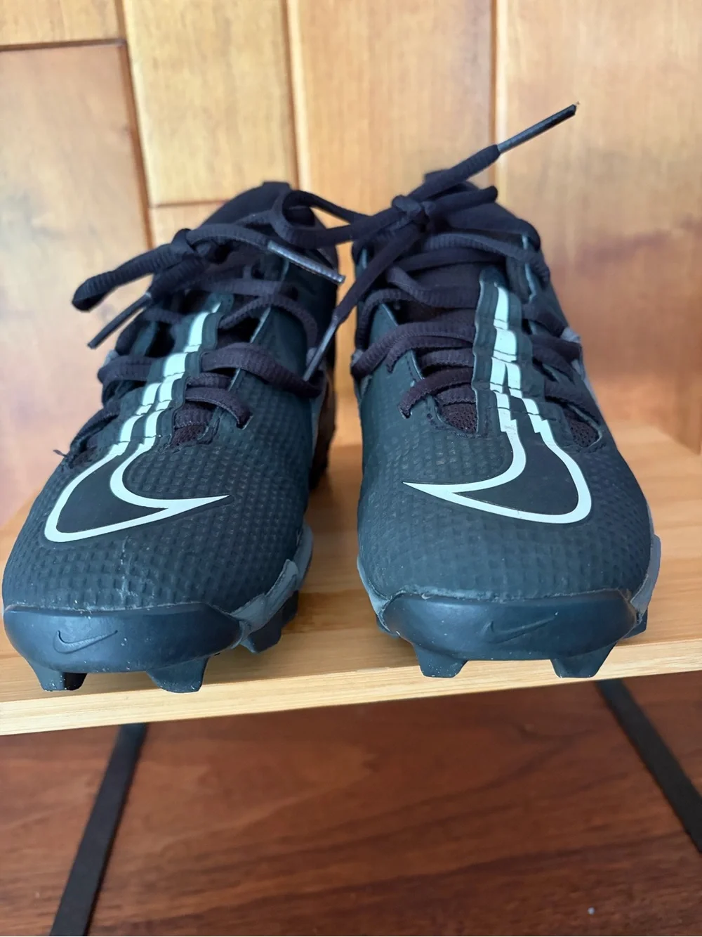 Nike Alpha Menace Kid’s 2Y Black & Gray Football Cleats CVO581